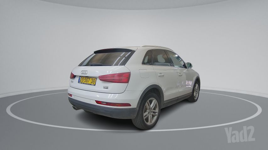 אאודי Q3