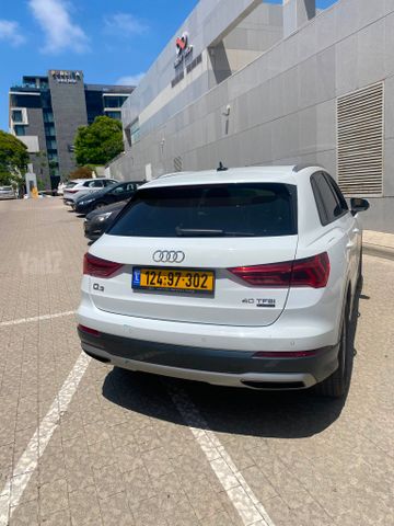 אאודי Q3