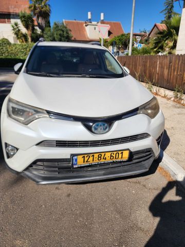 מודעת רכב טויוטה RAV4