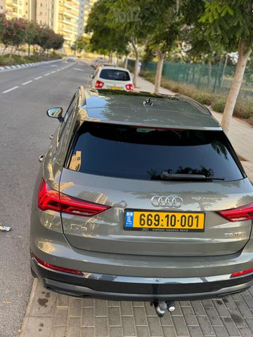 אאודי Q3