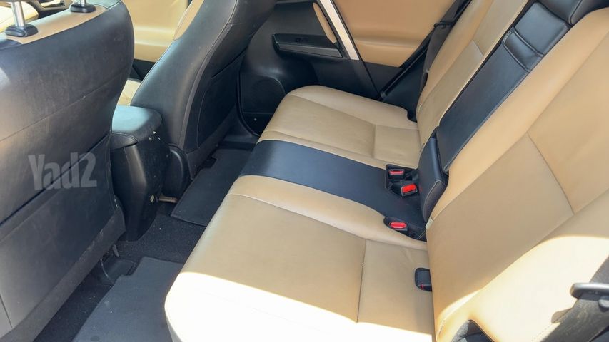 טויוטה RAV4