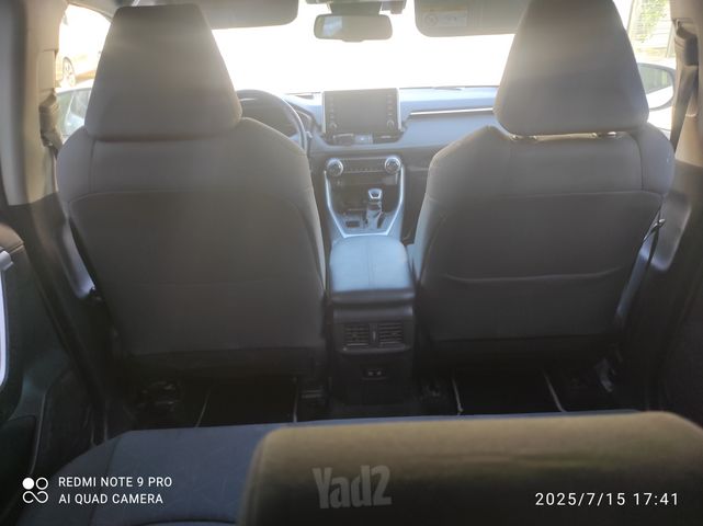 טויוטה RAV4