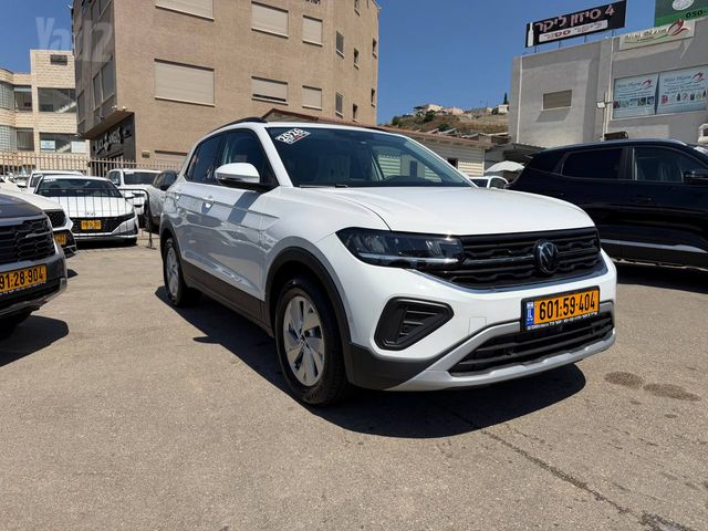 מודעת רכב פולקסווגן T-קרוס