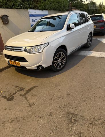 מודעת רכב מיצובישי אאוטלנדר
