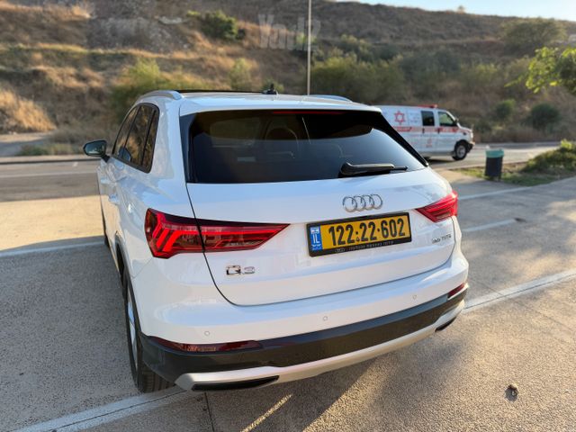 אאודי Q3