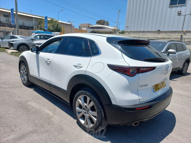 מאזדה CX-30