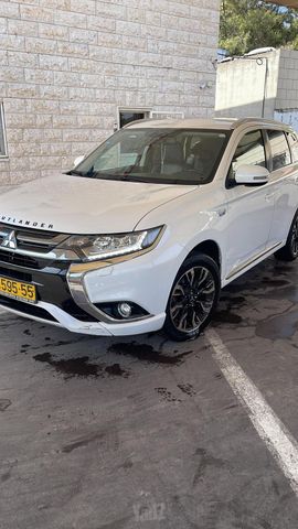 מודעת רכב מיצובישי אאוטלנדר