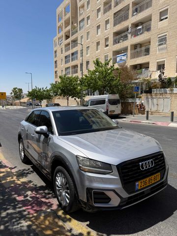 מודעת רכב אאודי Q2