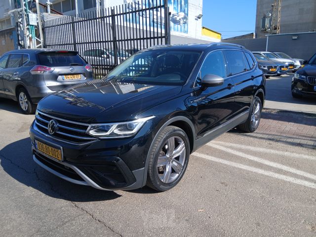 פולקסווגן טיגואן אולספייס