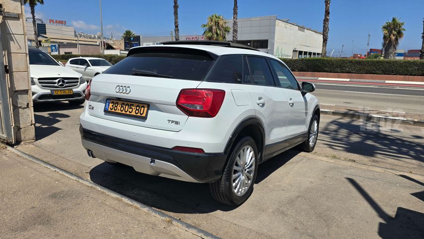 אאודי Q2