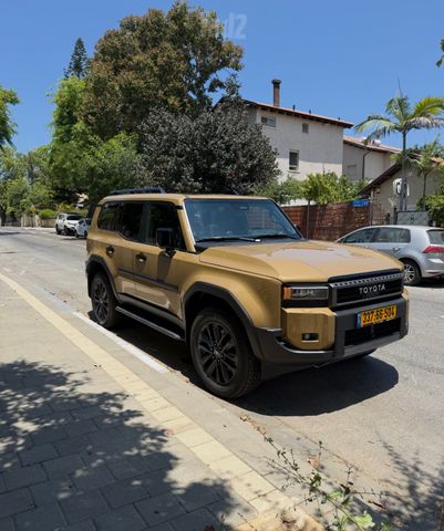 מודעת רכב טויוטה לנד קרוזר
