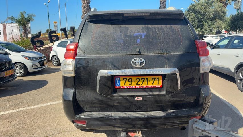 טויוטה לנד קרוזר