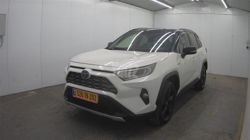 טויוטה RAV4
