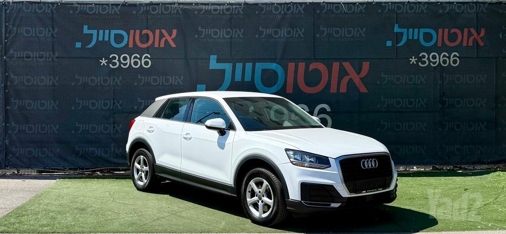 אאודי Q2