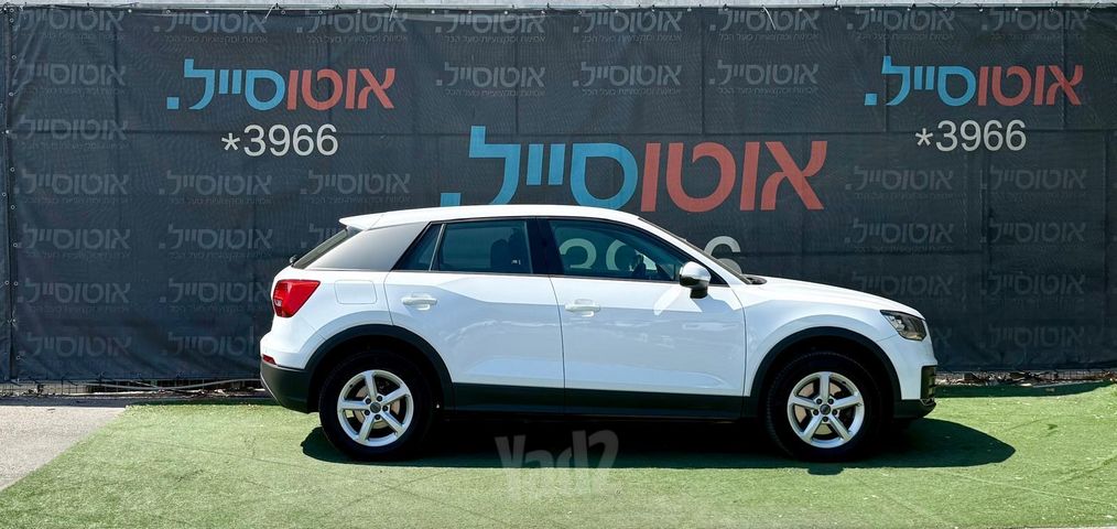 אאודי Q2
