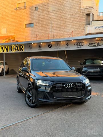 אאודי Q7