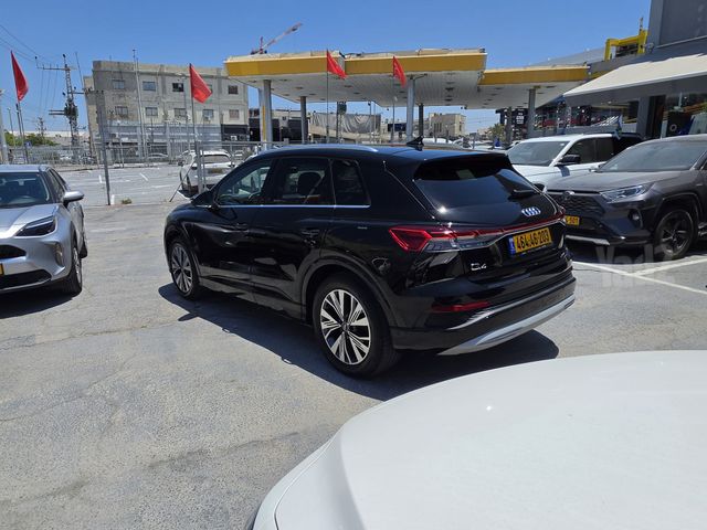 אאודי Q4 e-tron