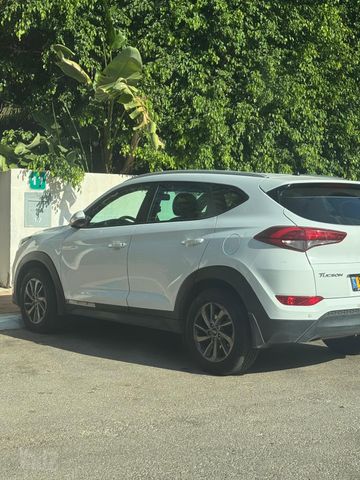 יונדאי טוסון
