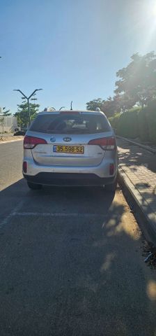 קיה סורנטו
