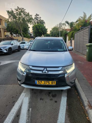 מודעת רכב מיצובישי אאוטלנדר