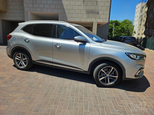 אם ג'י EHS PHEV