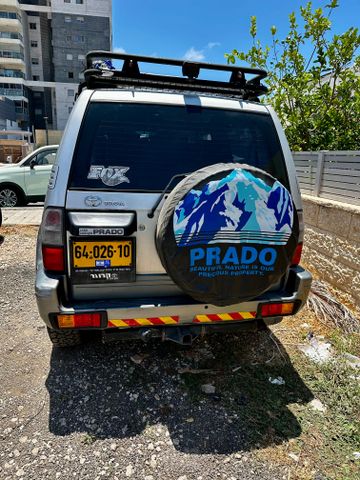 טויוטה לנד קרוזר