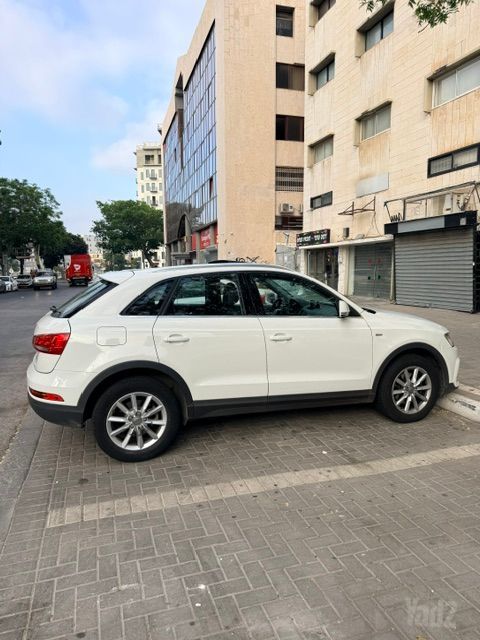 אאודי Q3