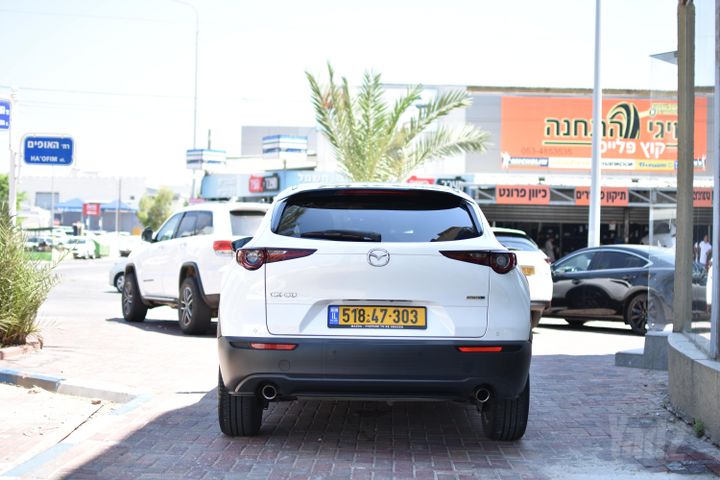 מאזדה CX-30