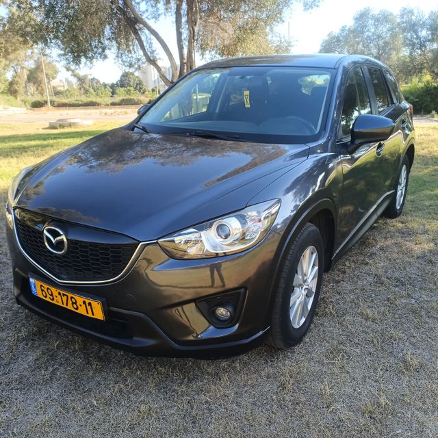 מודעת רכב מאזדה CX-5