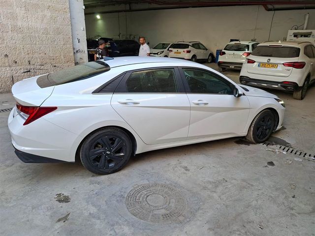 יונדאי אלנטרה