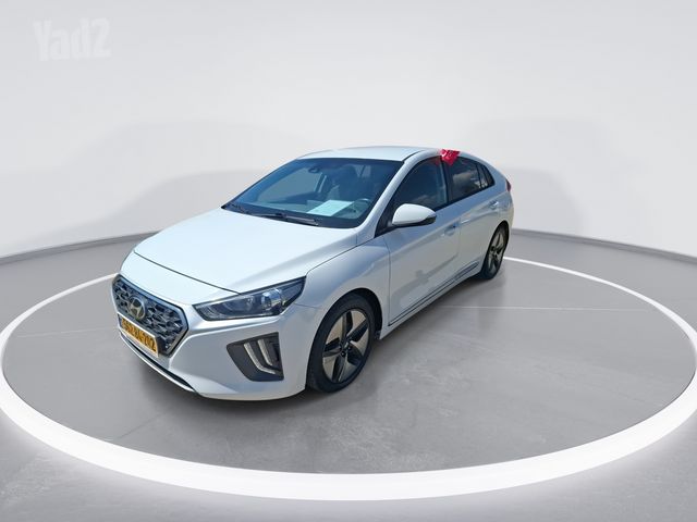 יונדאי איוניק