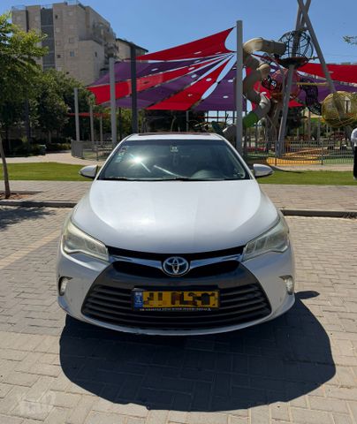 מודעת רכב טויוטה קאמרי