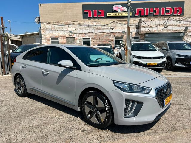 יונדאי איוניק