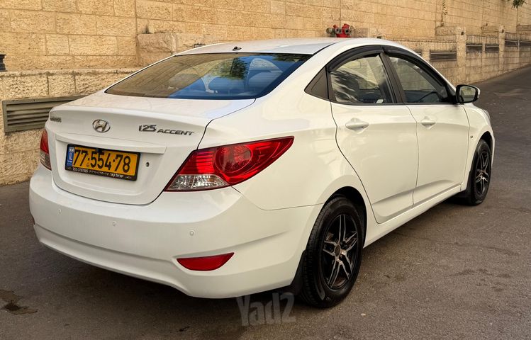 יונדאי אקסנט i25