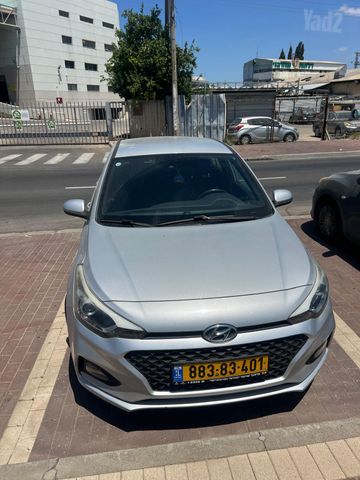 מודעת רכב יונדאי i20