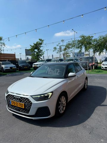 מודעת רכב אאודי A1