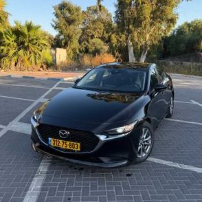 מודעת רכב מאזדה 3