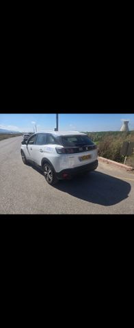 פיג'ו 3008
