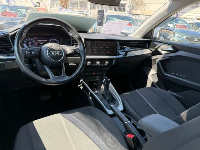 אאודי A1