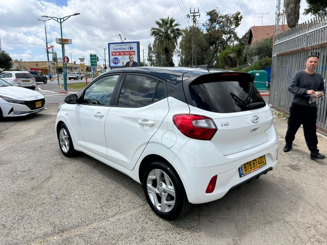 יונדאי i10