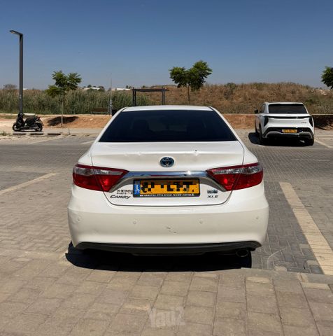 טויוטה קאמרי