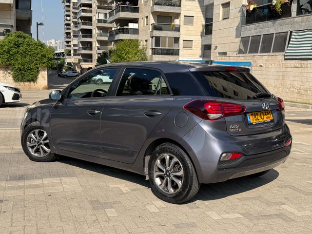מודעת רכב יונדאי i20 1