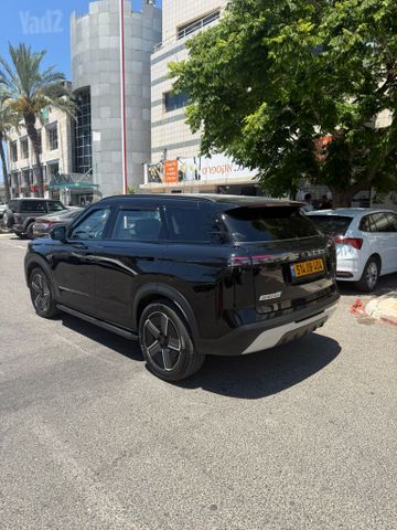 ג'אקו J7
