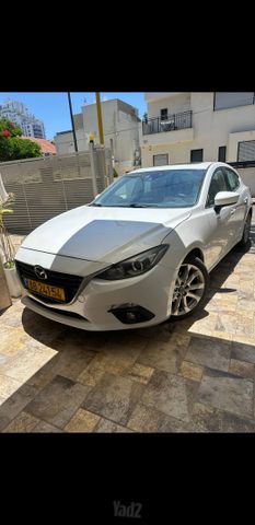 מודעת רכב מאזדה 3