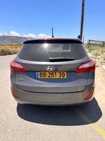 יונדאי i30
