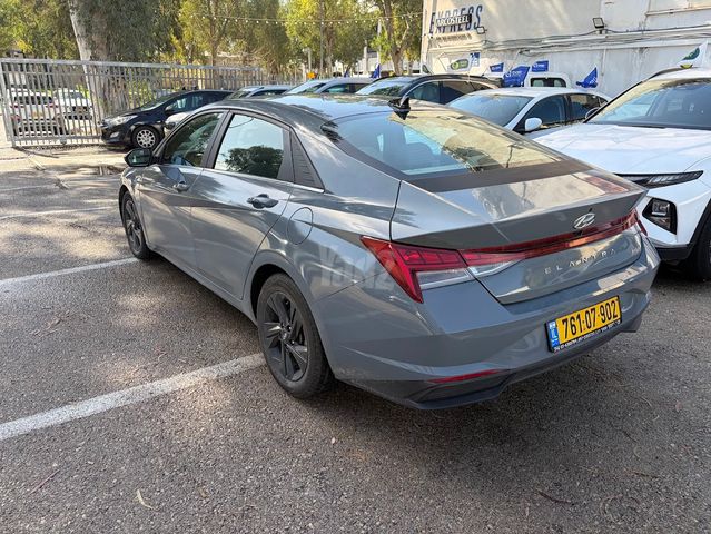 יונדאי אלנטרה