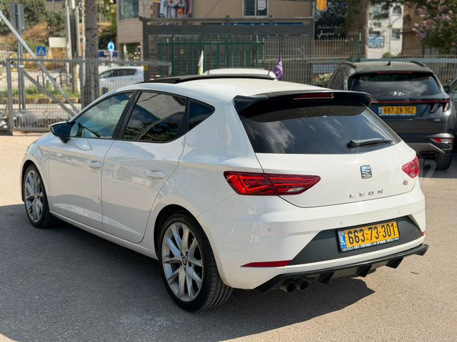 סיאט לאון