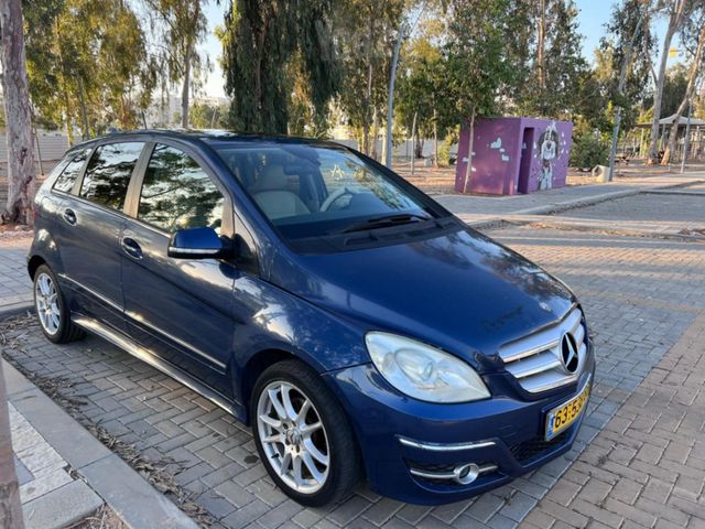 מודעת רכב מרצדס-בנץ B-class