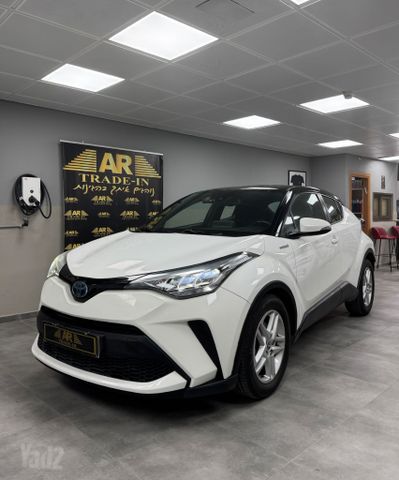 מודעת רכב טויוטה C-HR