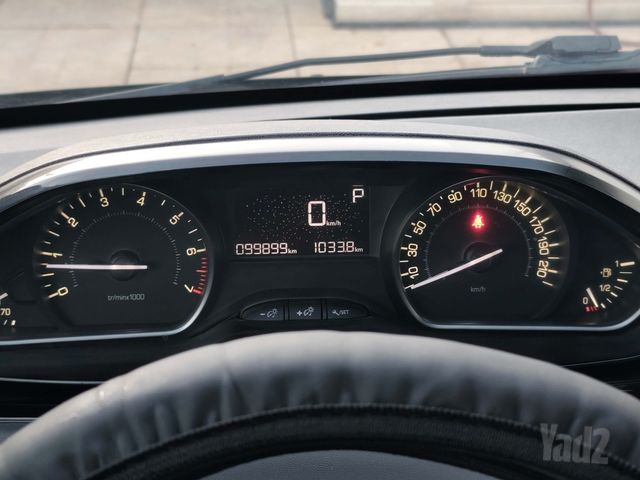 פיג'ו 208
